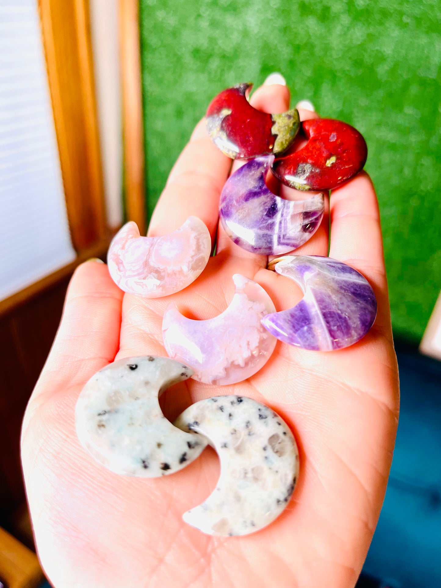 Mini Crescent Moons ๐