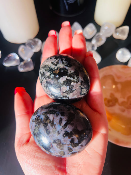 Indigo Gabbro Palm Stones