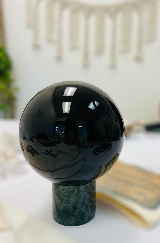 Obsidian Scrying Sphere